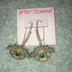 Betsey Johnson | women's eyes earrings